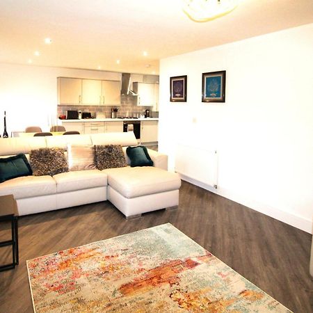 Rotherham - Rawmarsh - Great Customer Feedback - 2 Bed Bungalow - New Build - High End Furnishings - Wheel Chair Accessible - Large Enclosed Garden - Dog Friendly Екстериор снимка