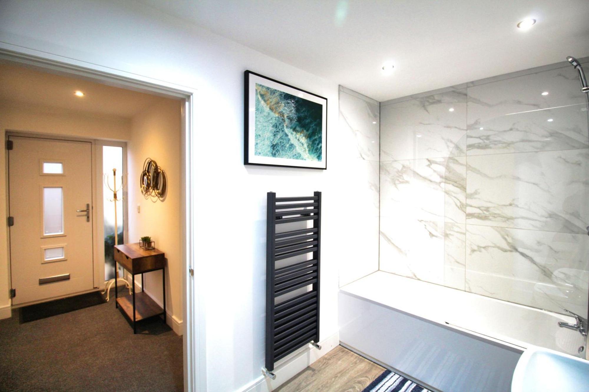 Rotherham - Rawmarsh - Great Customer Feedback - 2 Bed Bungalow - New Build - High End Furnishings - Wheel Chair Accessible - Large Enclosed Garden - Dog Friendly Екстериор снимка